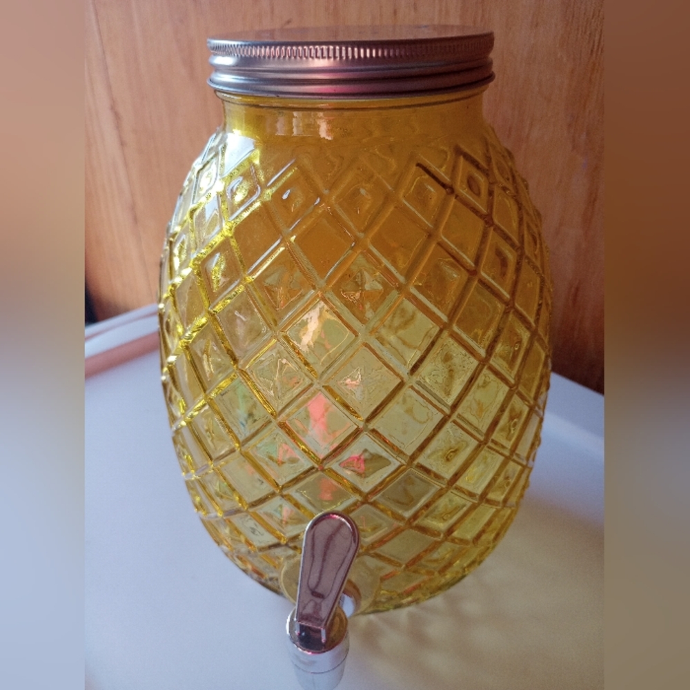 Vintage style 1.5 gal Pineapple Tea Jar